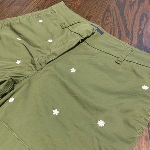 JCrew Chino Short with Flowers! 🌸